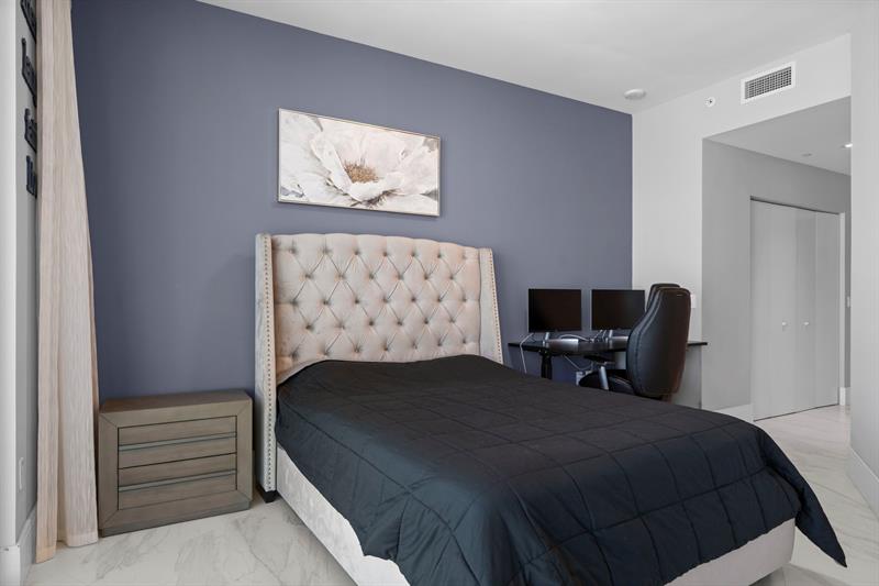 gianpierre giusti meza group listing, unit 1205, paramount, third bedroom